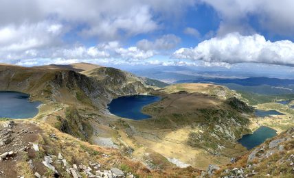 Das Rila-Gebirge beeindruckt mit seinen Gletscherseen